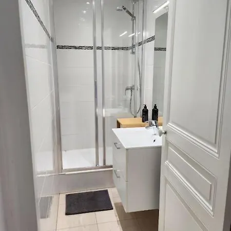 Cosy Bourgeois By Terry's Homes Paryż